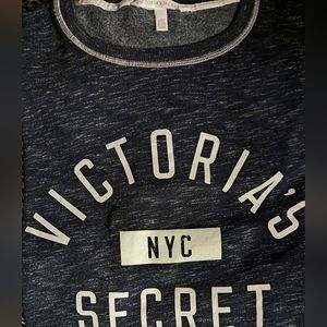 Victoria's Secret NYC 3/4 sleeve high/low sweatshirt Size Med